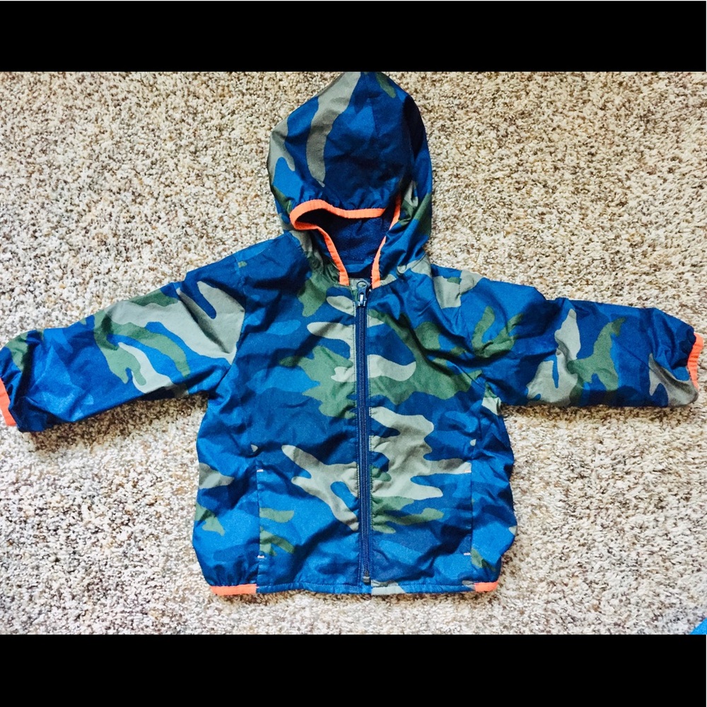 Gap camo rain jacket